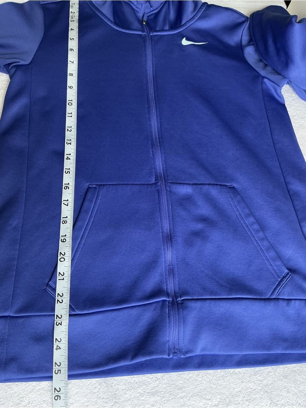 Nike Women’s Blue Pullover Hoodie with Front Pocket - Picture 9 of 10